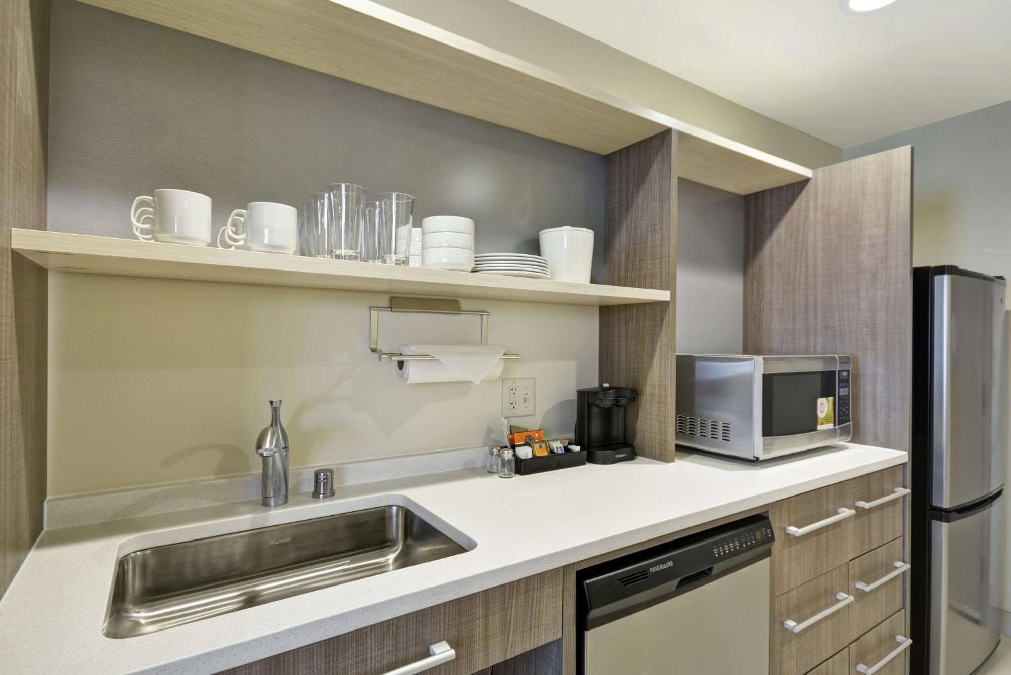 Home2 Suites By Hilton Plymouth Minneapolis Exterior photo