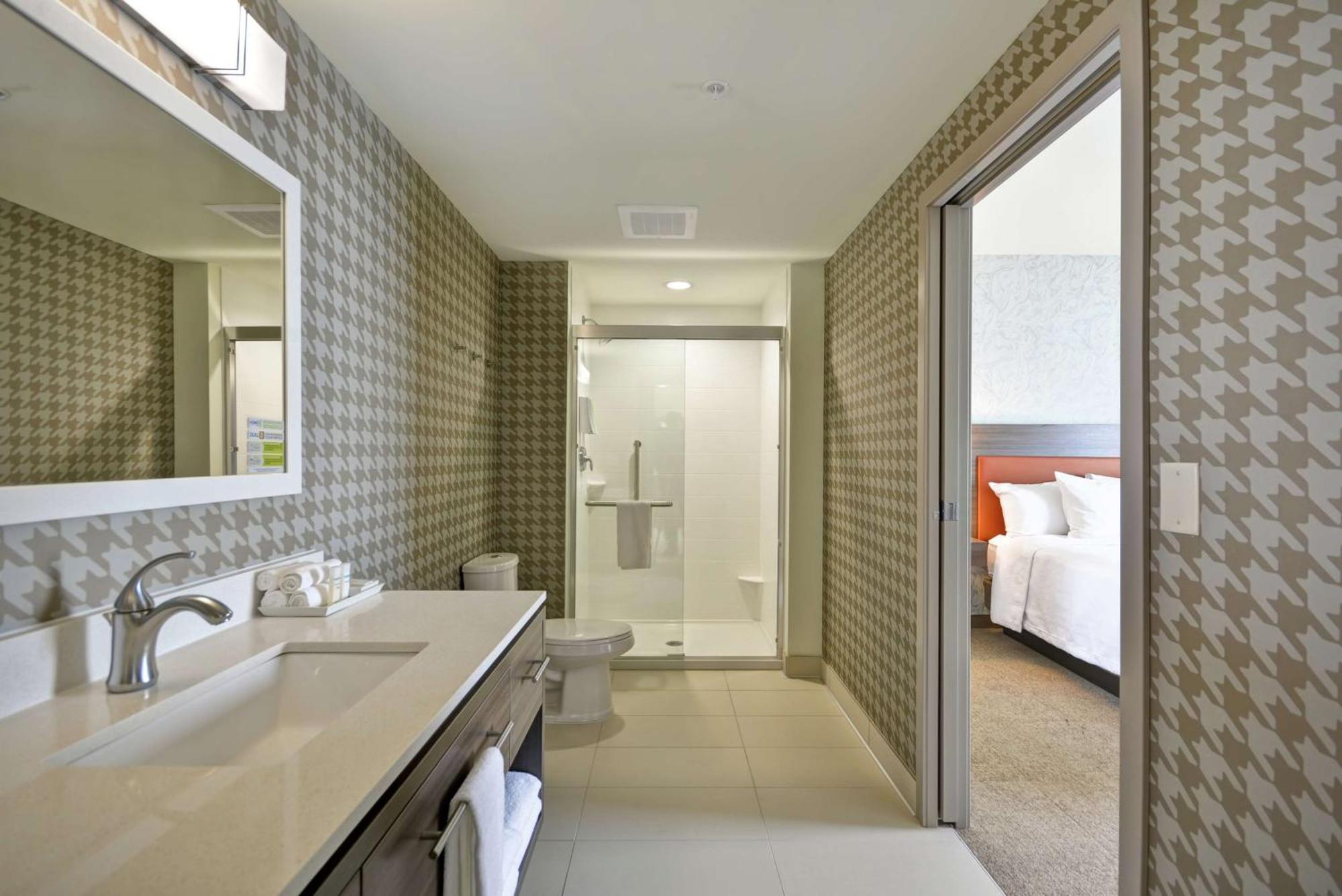 Home2 Suites By Hilton Plymouth Minneapolis Exterior photo
