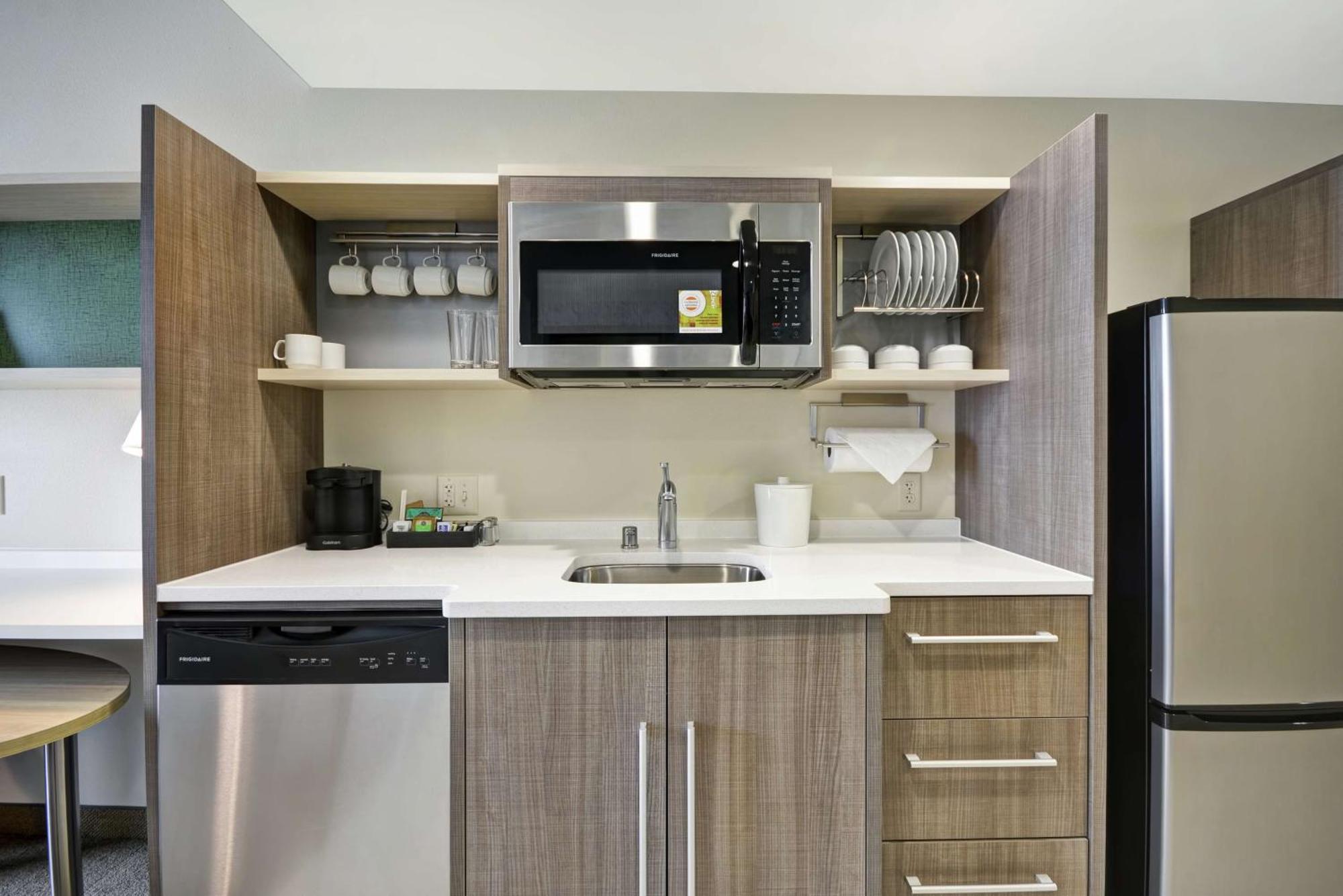 Home2 Suites By Hilton Plymouth Minneapolis Exterior photo